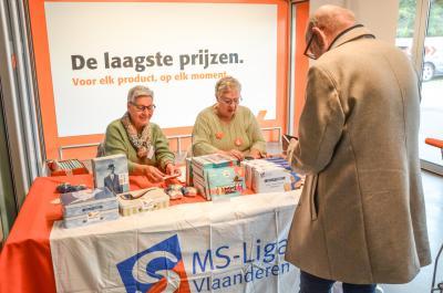 MScampagne - sfeerfoto verkoop Colruyt Lommel