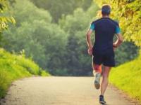 Fotos voorbereiding Prof Bart - lopende man achterkant